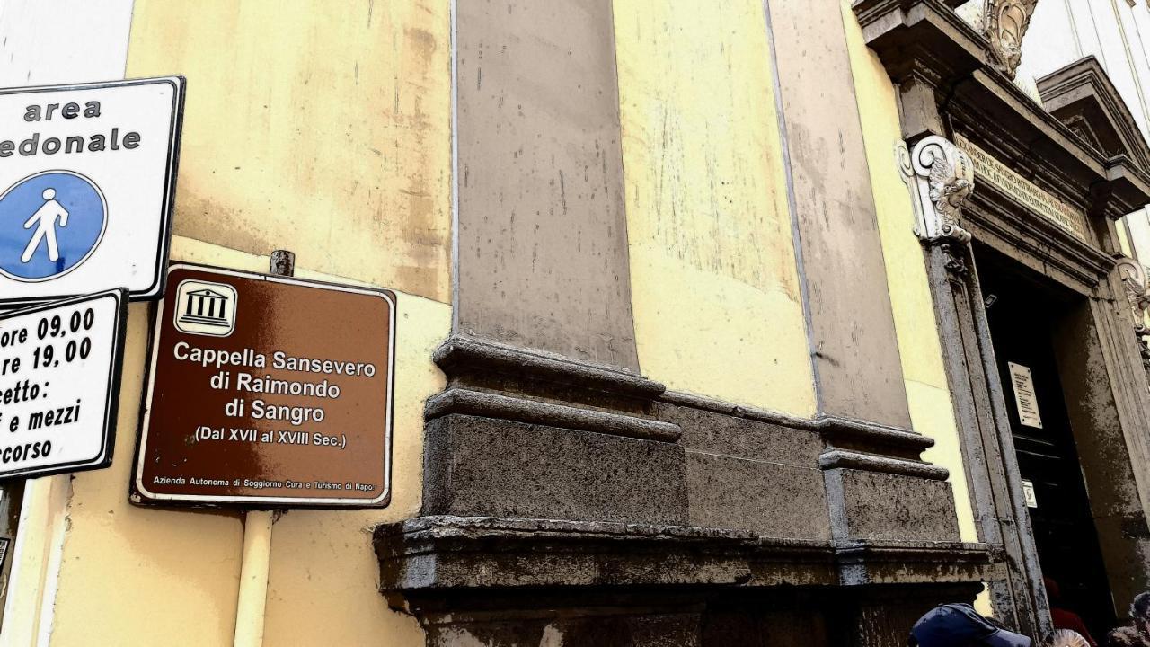 Bed and Breakfast Domus Armenio Neapol Zewnętrze zdjęcie