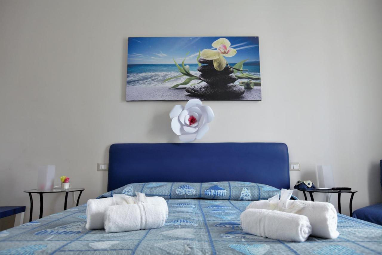 Bed and Breakfast Domus Armenio Neapol Zewnętrze zdjęcie