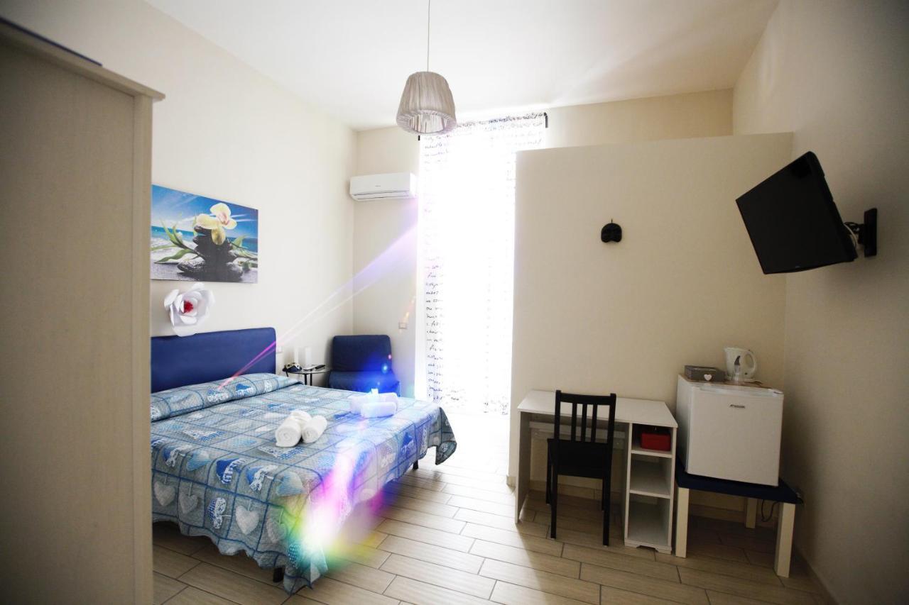 Bed and Breakfast Domus Armenio Neapol Zewnętrze zdjęcie